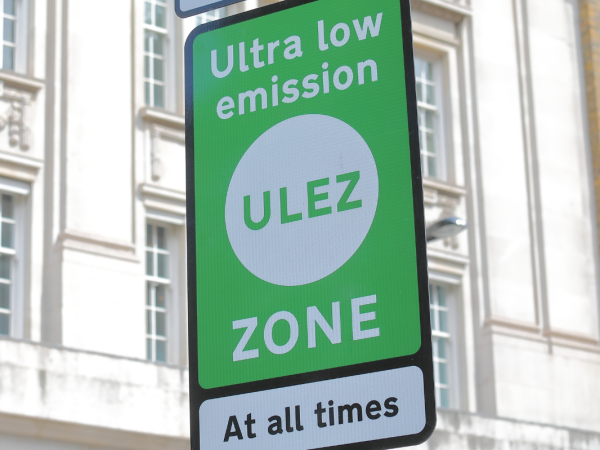 ULEZ signpost 