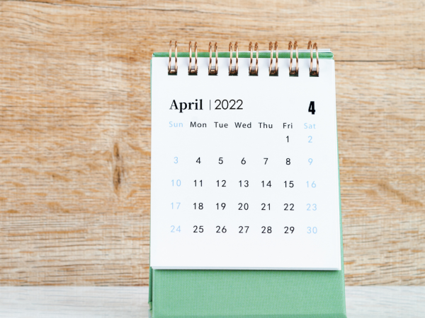 A desk calendar showing April for 2022